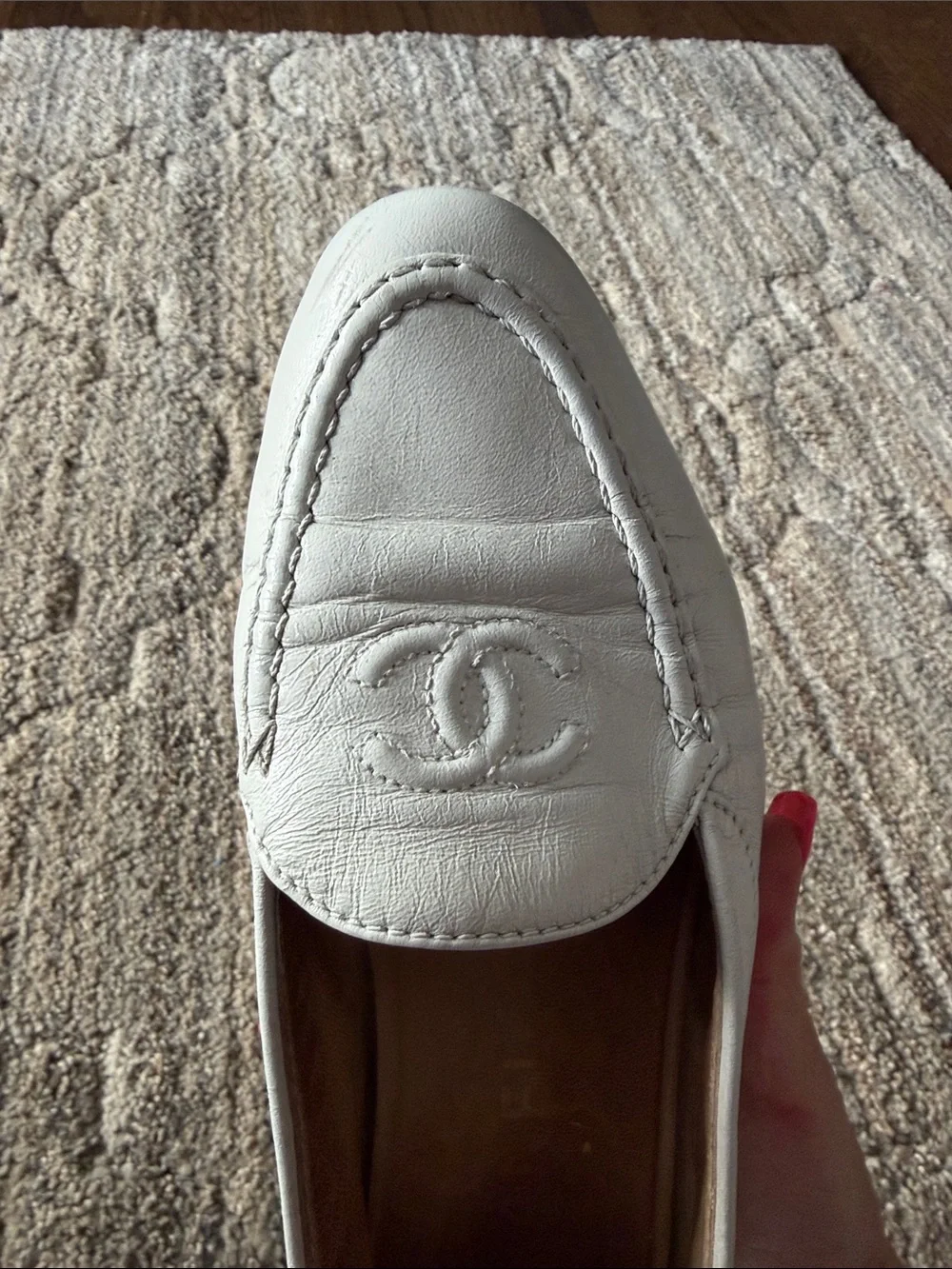 CHANEL White Leather CC Logo Loafers